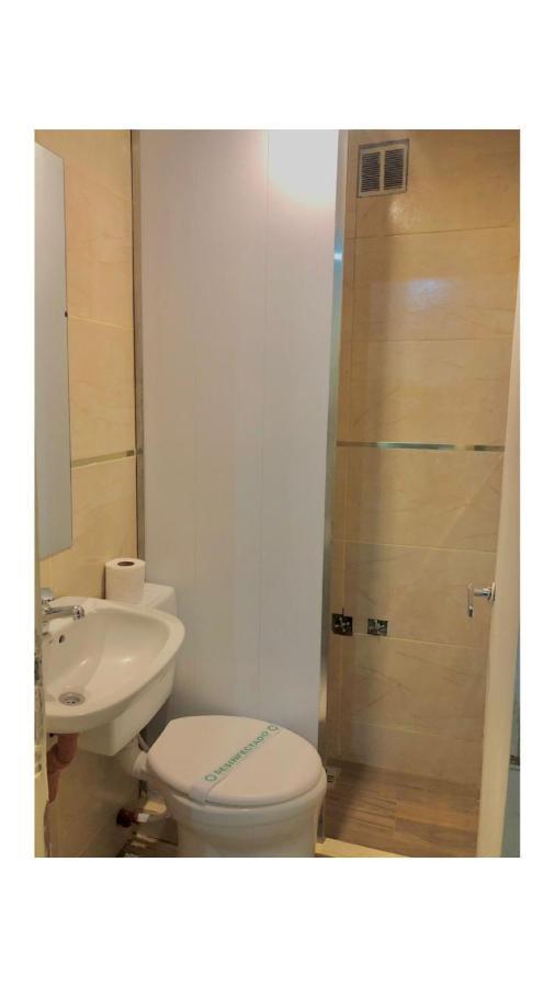 Astro Hotel 2*